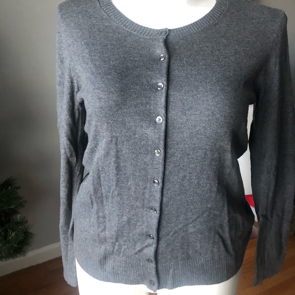 Grey cardigan